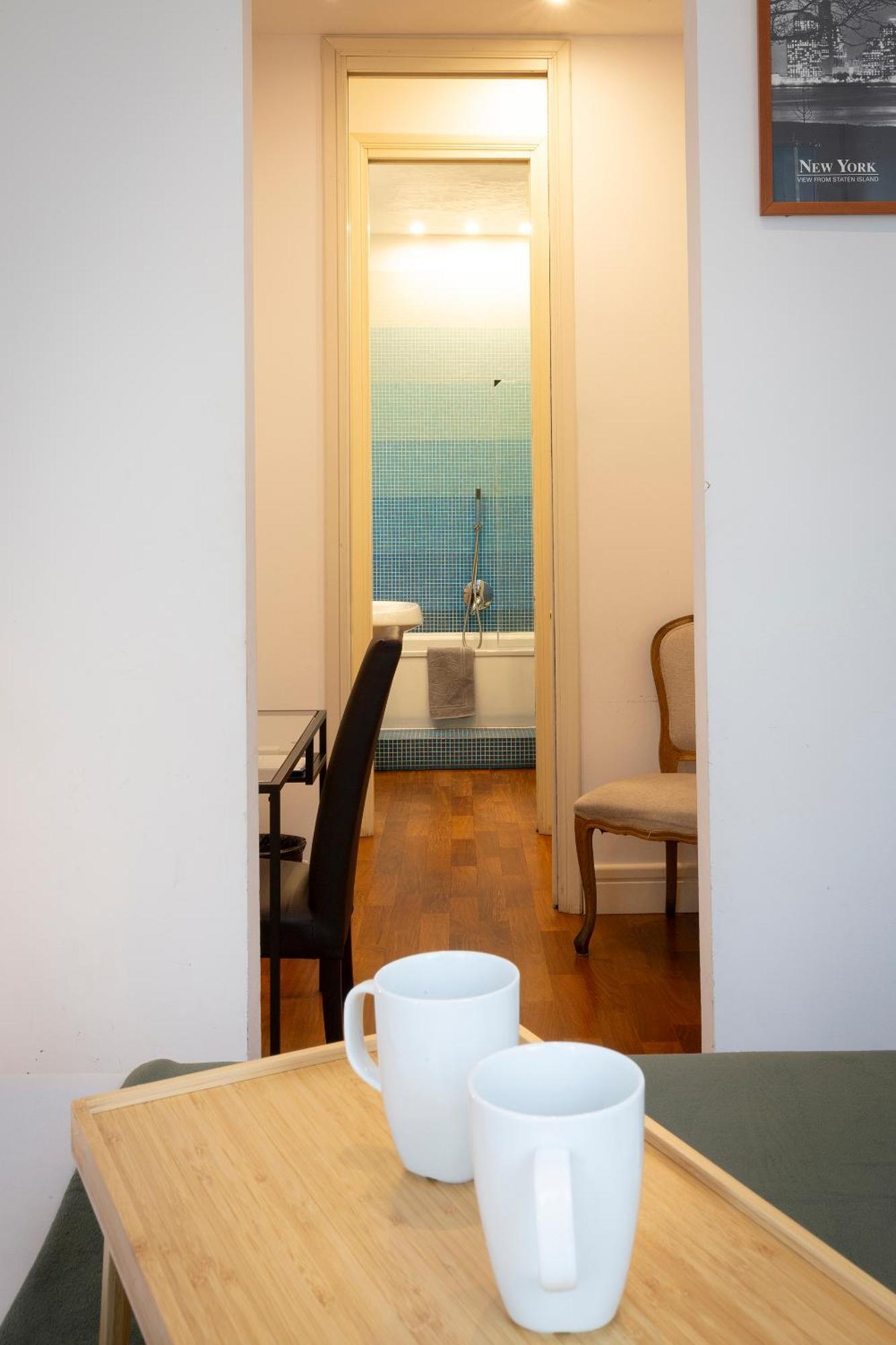 Vittore Rooms & Apartment Мілан Екстер'єр фото