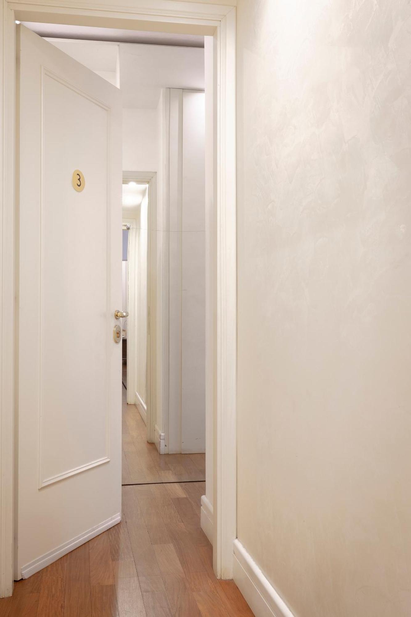 Vittore Rooms & Apartment Мілан Екстер'єр фото